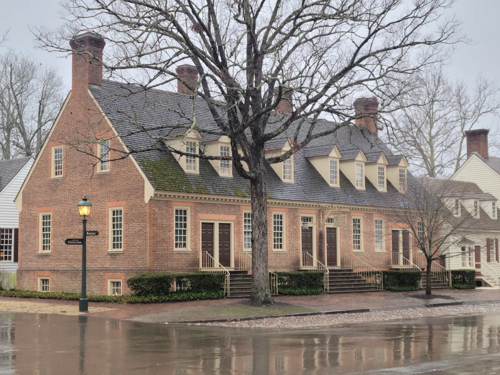 Williamsburg Inn — Exterior, Williamsburg