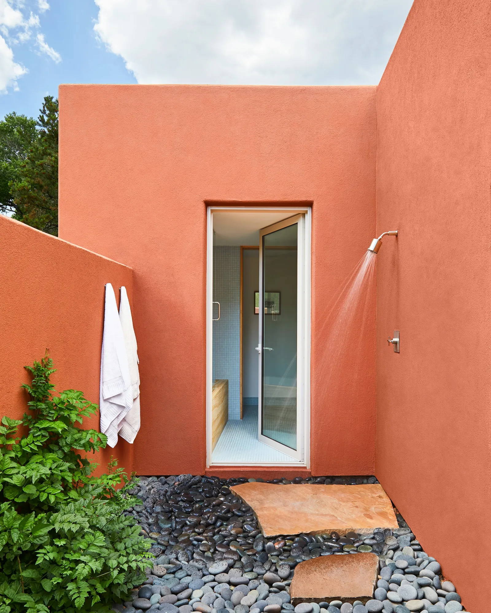 Mii Amo — Exterior, Sedona