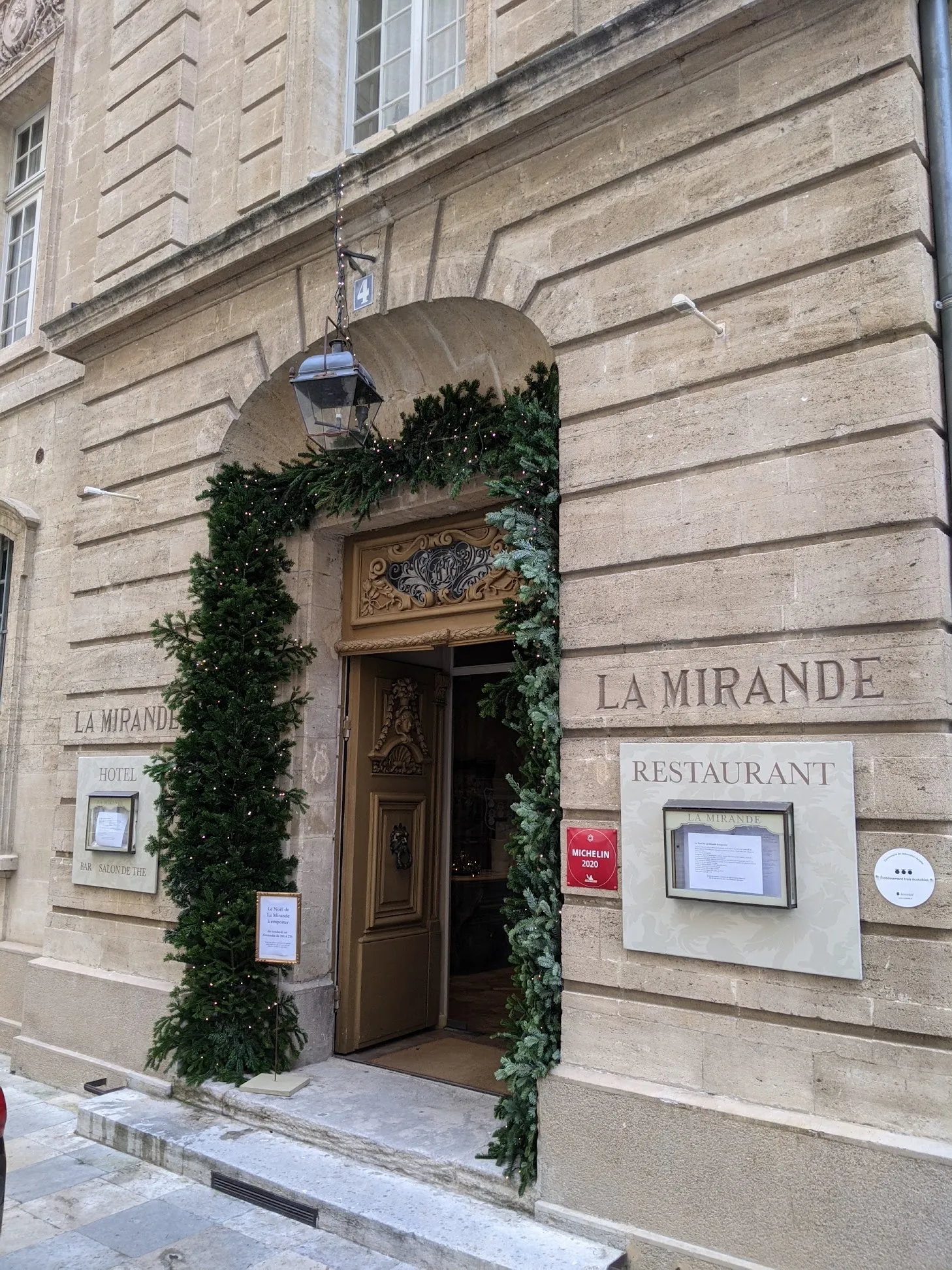 La Mirande — Exterior, Avignon