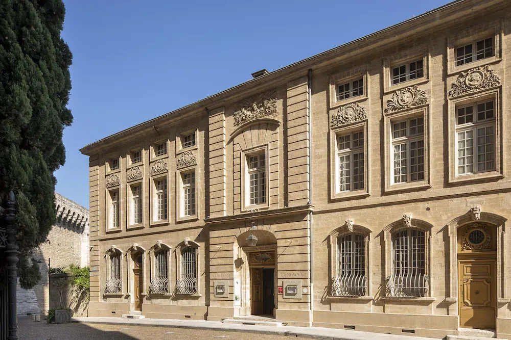 La Mirande — Exterior, Avignon
