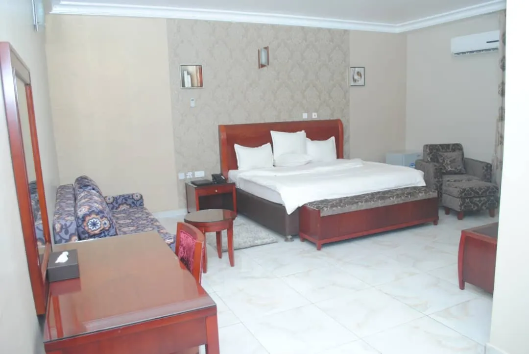 Hotel Valerie Suites, Asaba
