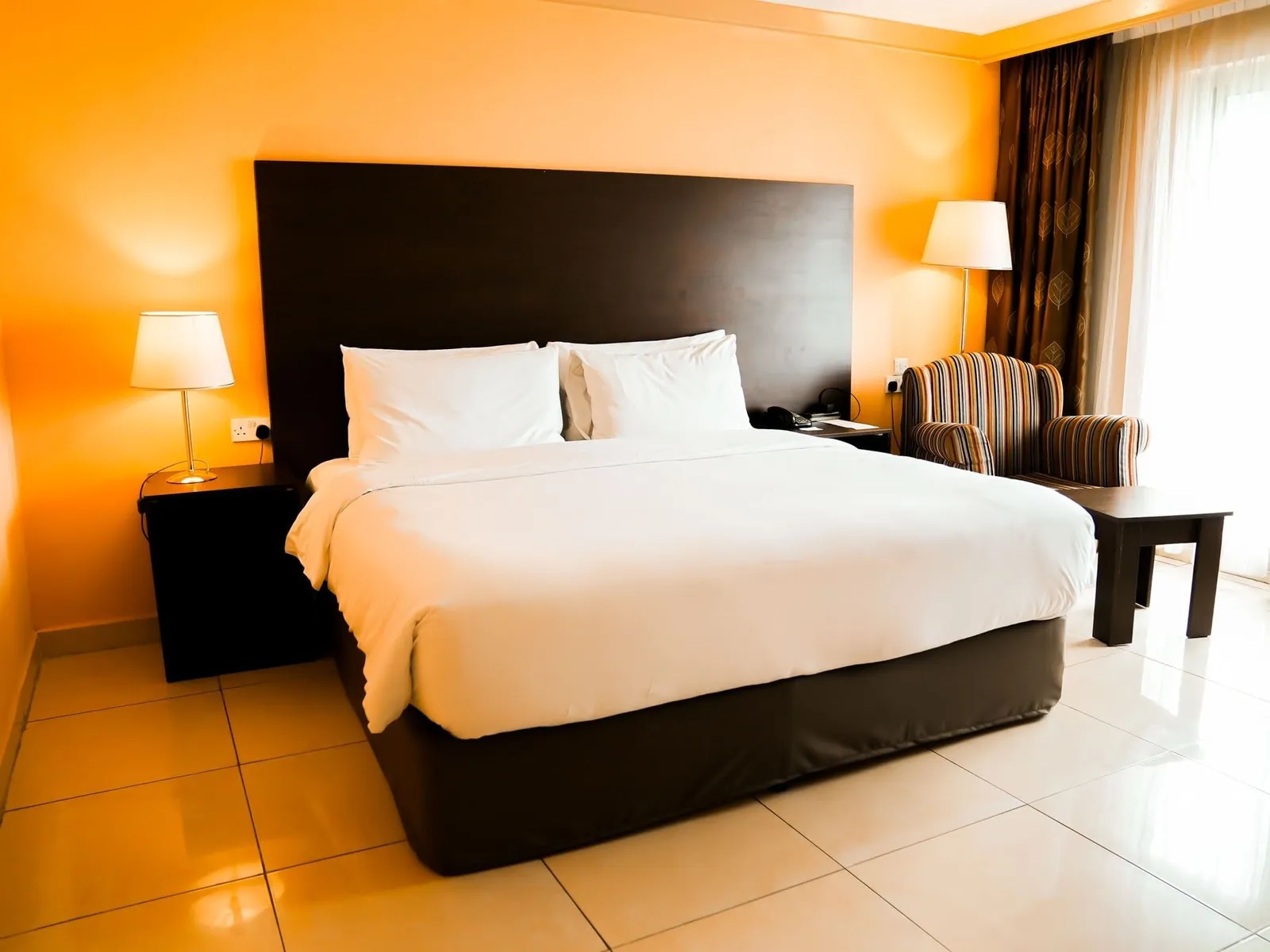 Abuja Continental, Abuja