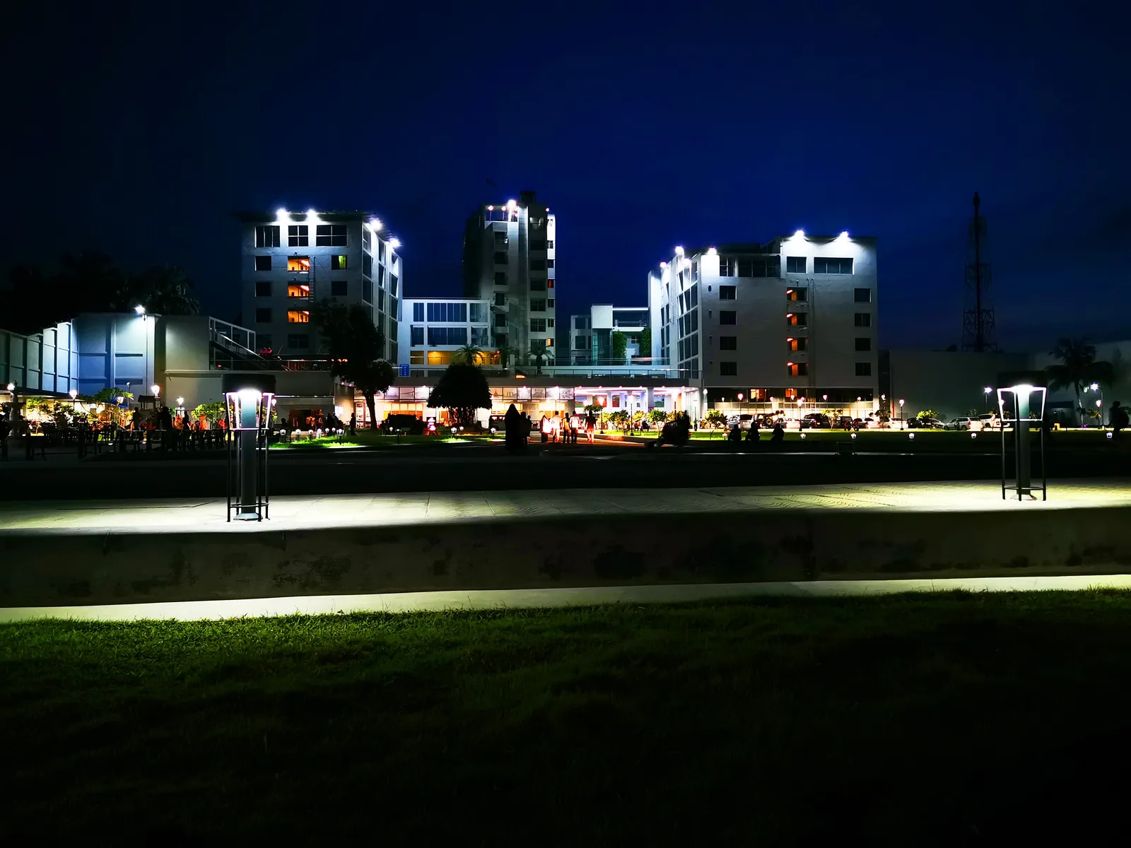 Momo Inn, Bogra
