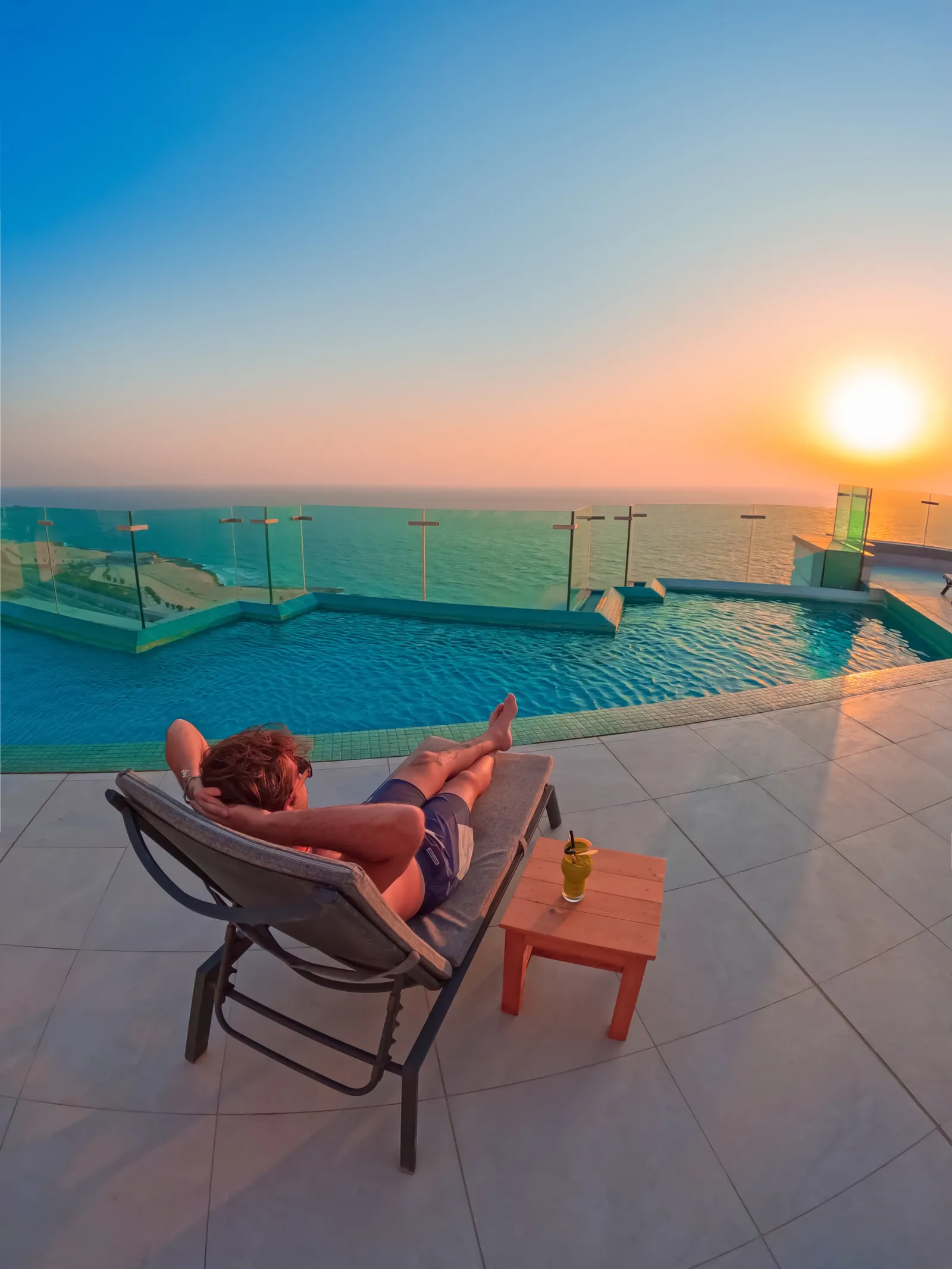 Arya Hotel, Kish