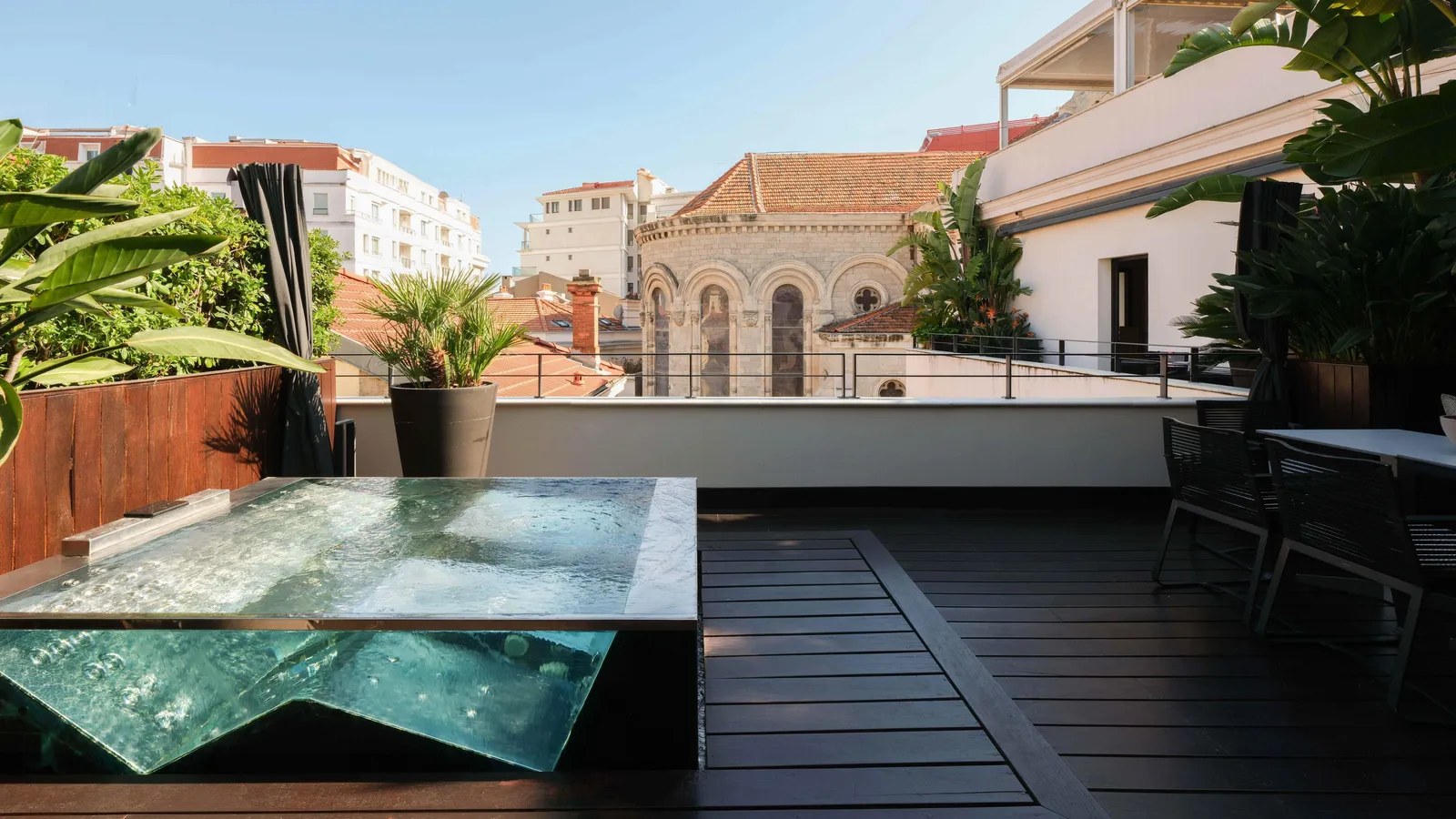 Five Seas Hotel Cannes, Cannes