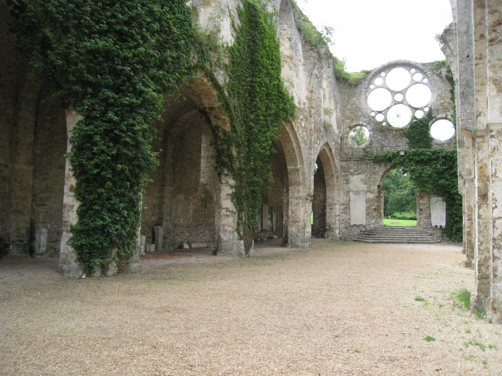 Abbaye des Vaux-de-Cernay, Cernay-la-Ville