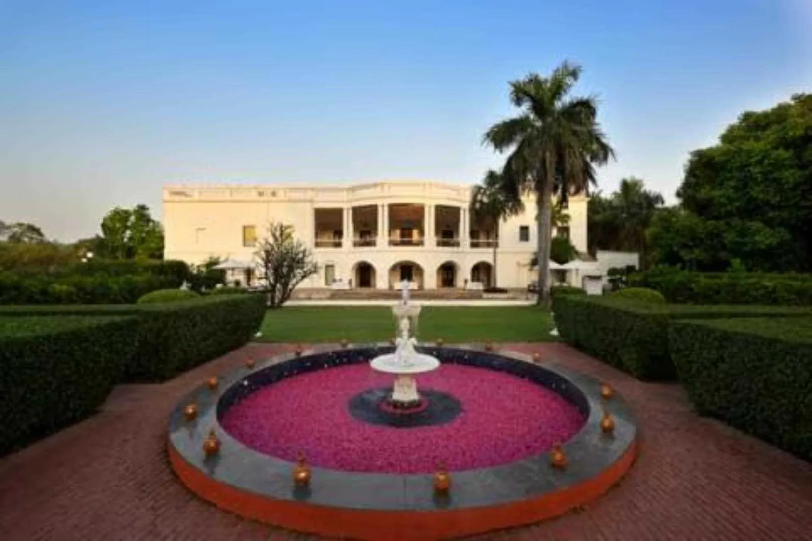 Taj Nadesar Palace — Exterior, Varanasi