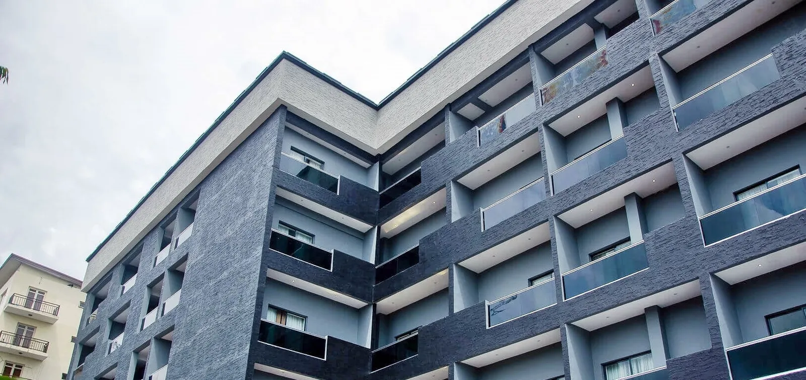 Villa Toscana Hotels, Asaba