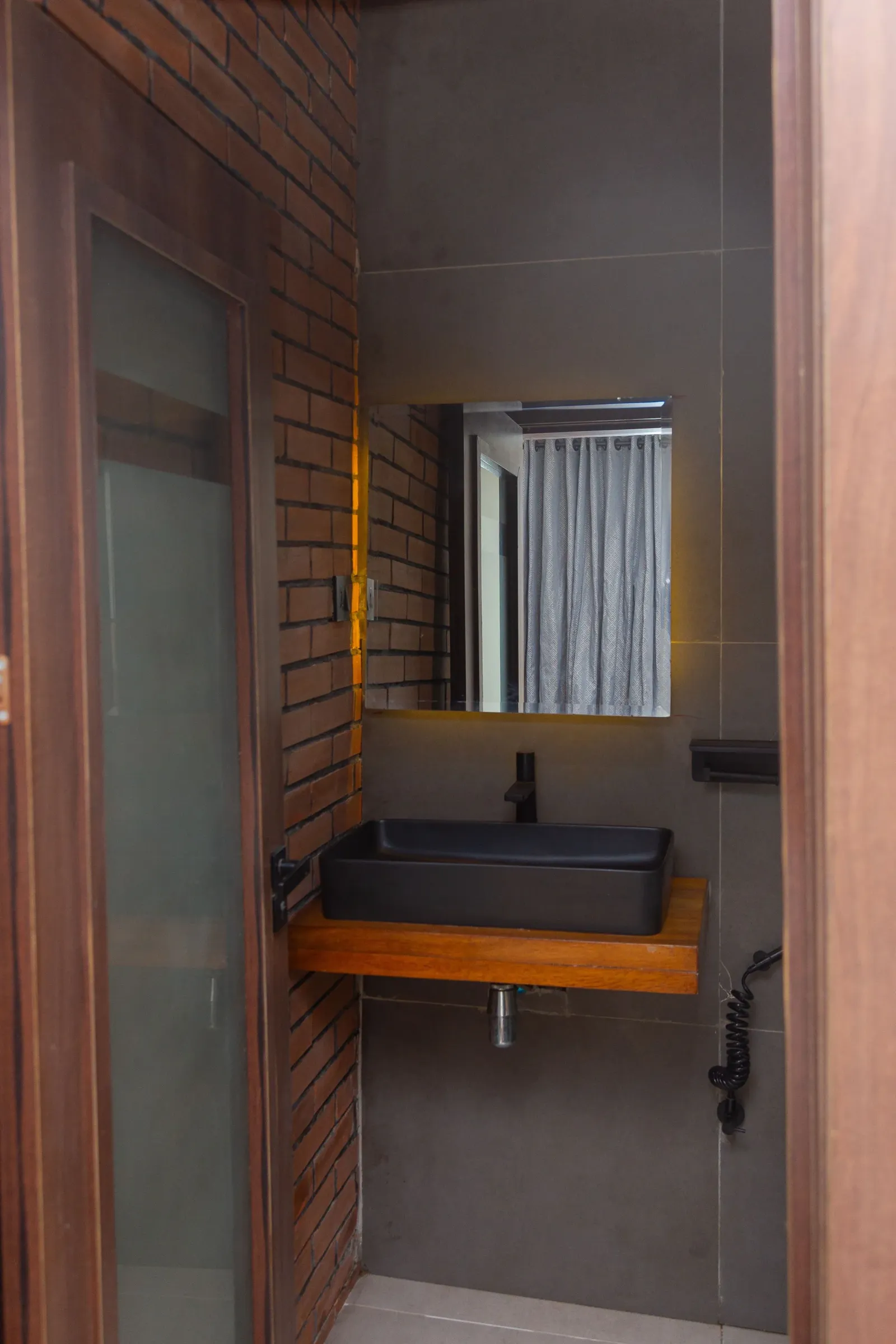 GrayVille Hotel, Akure