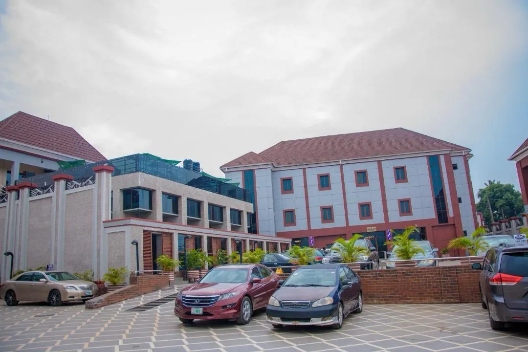 Soprom Hotel and Suites, Onitsha