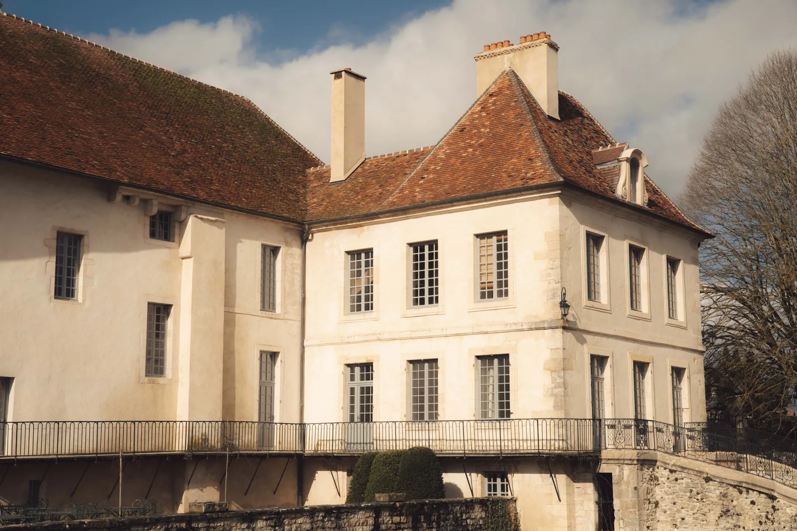 Les Sources de Vougeot — Exterior, Gilly-les-Citeaux