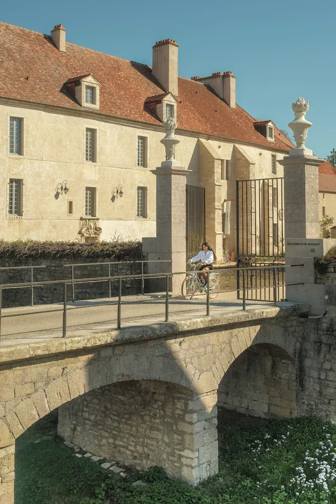 Les Sources de Vougeot — Exterior, Gilly-les-Citeaux