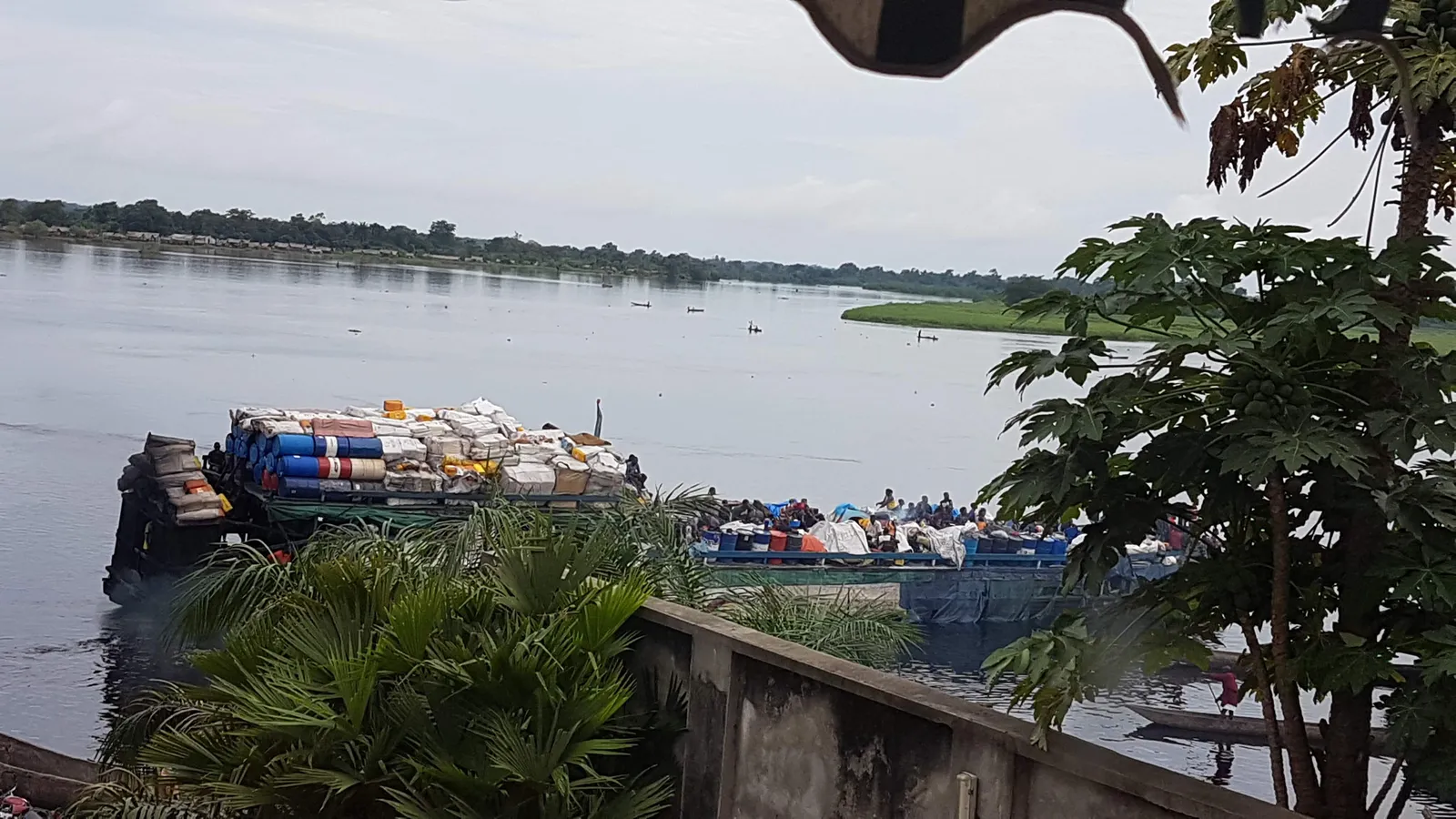 Nina River Hotel — Exterior, Mbandaka