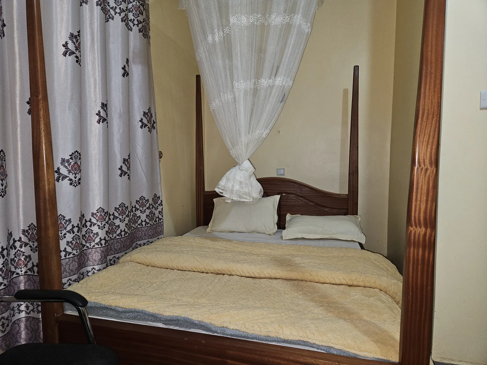Gold Stars Hotel Bunia, Bunia
