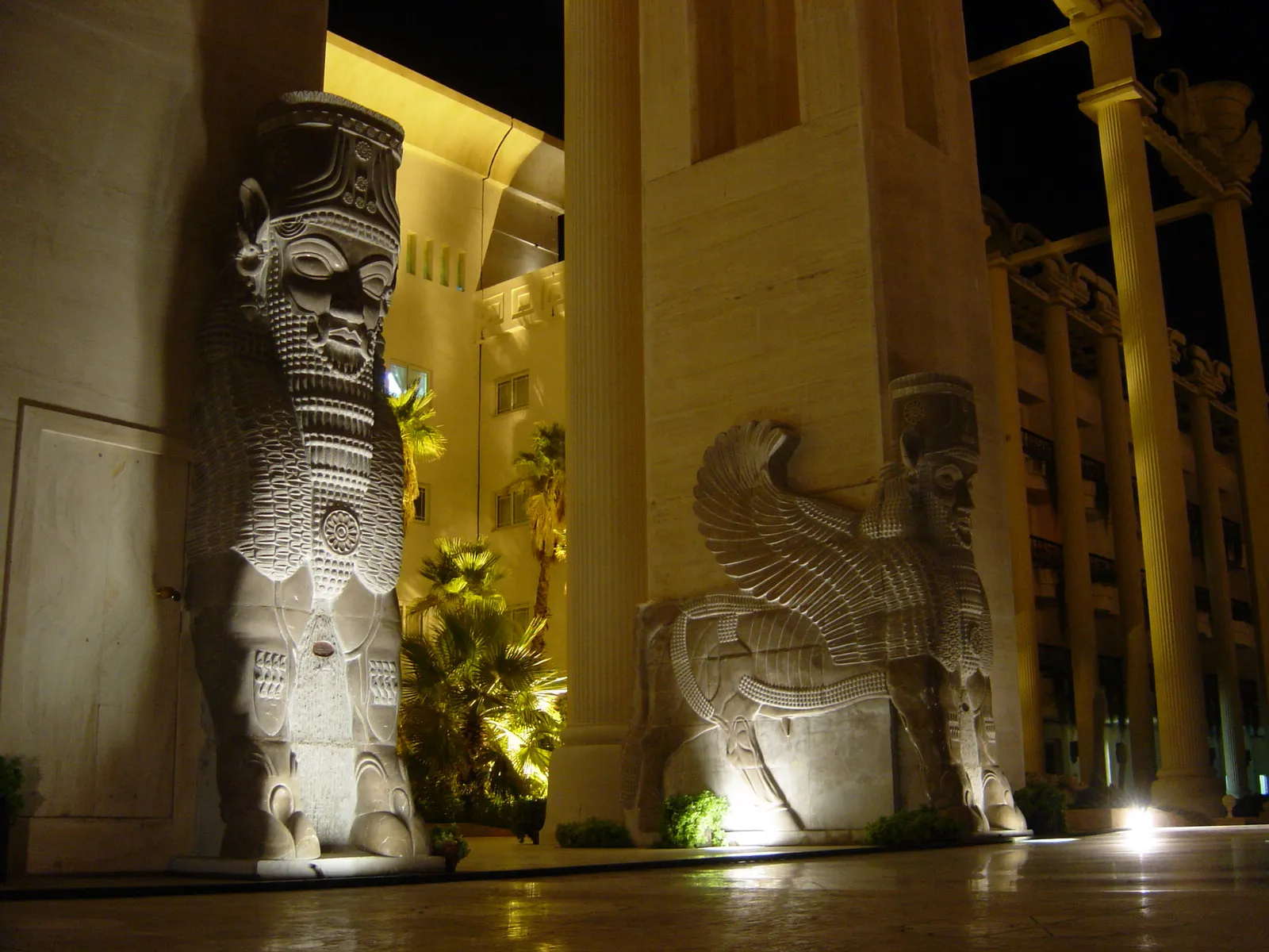 Dariush Hotel, Kish Island
