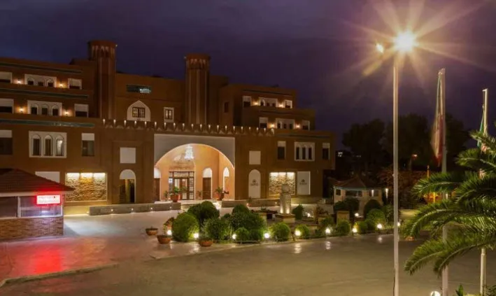 Parsian Safaiyeh Hotel — Exterior, Yazd