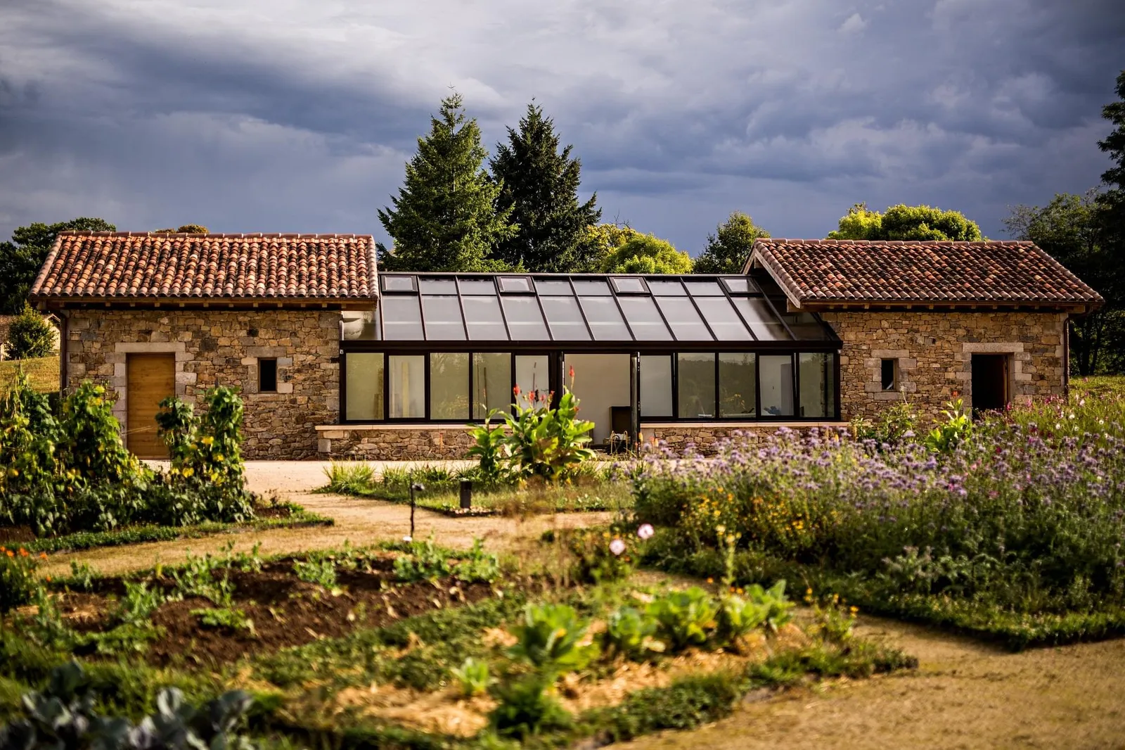 Domaine des Etangs, Auberge Collection — Exterior, Massignac