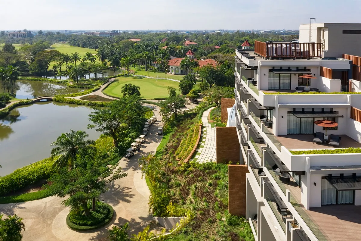 Awei Metta Yangon, Yangon