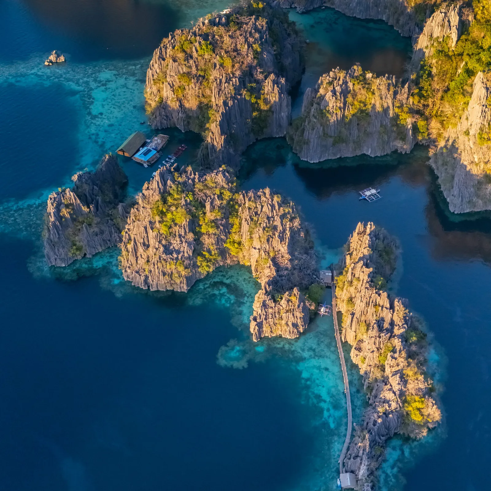 Bacau Bay Coron, Coron