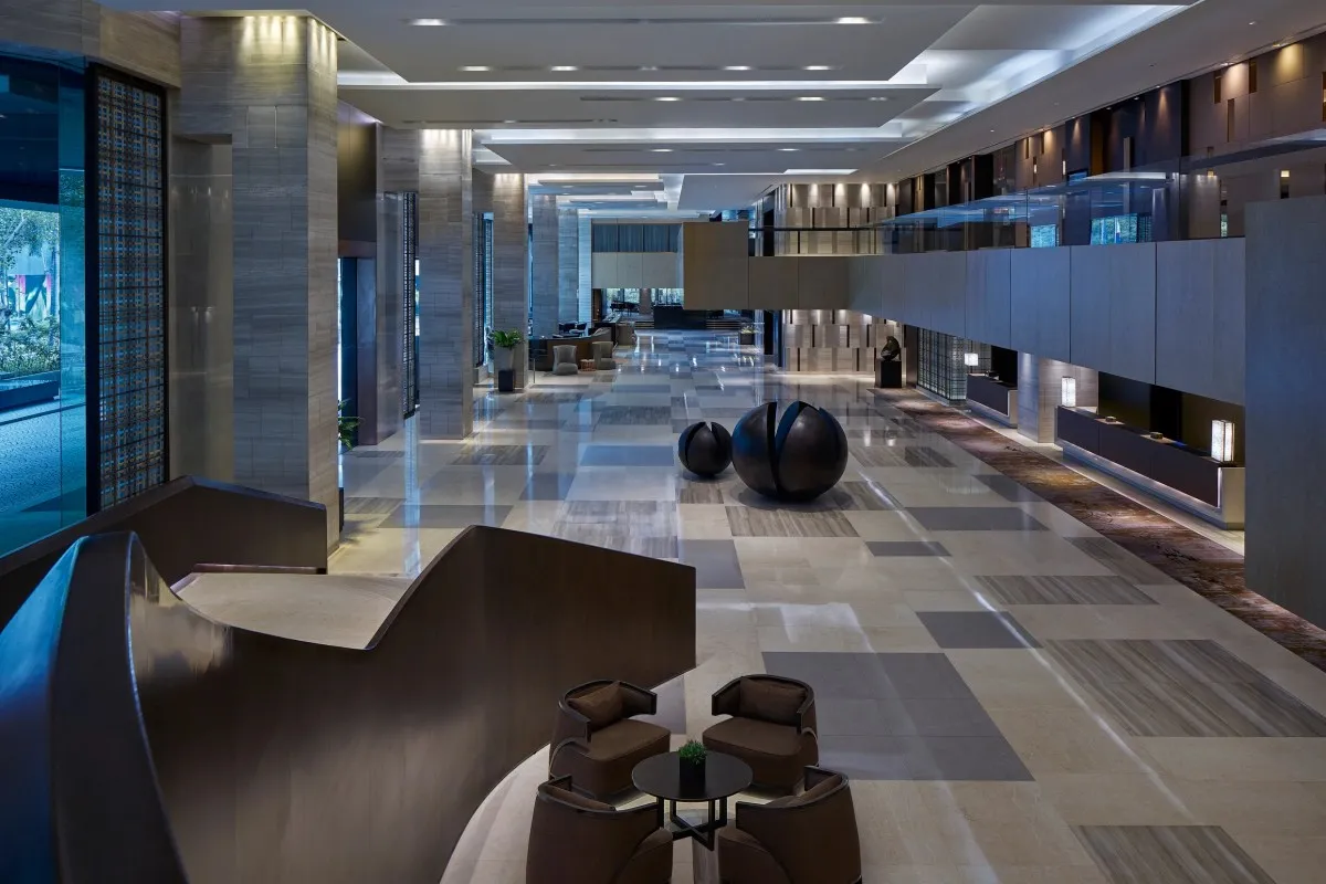 New World Makati Hotel, Makati