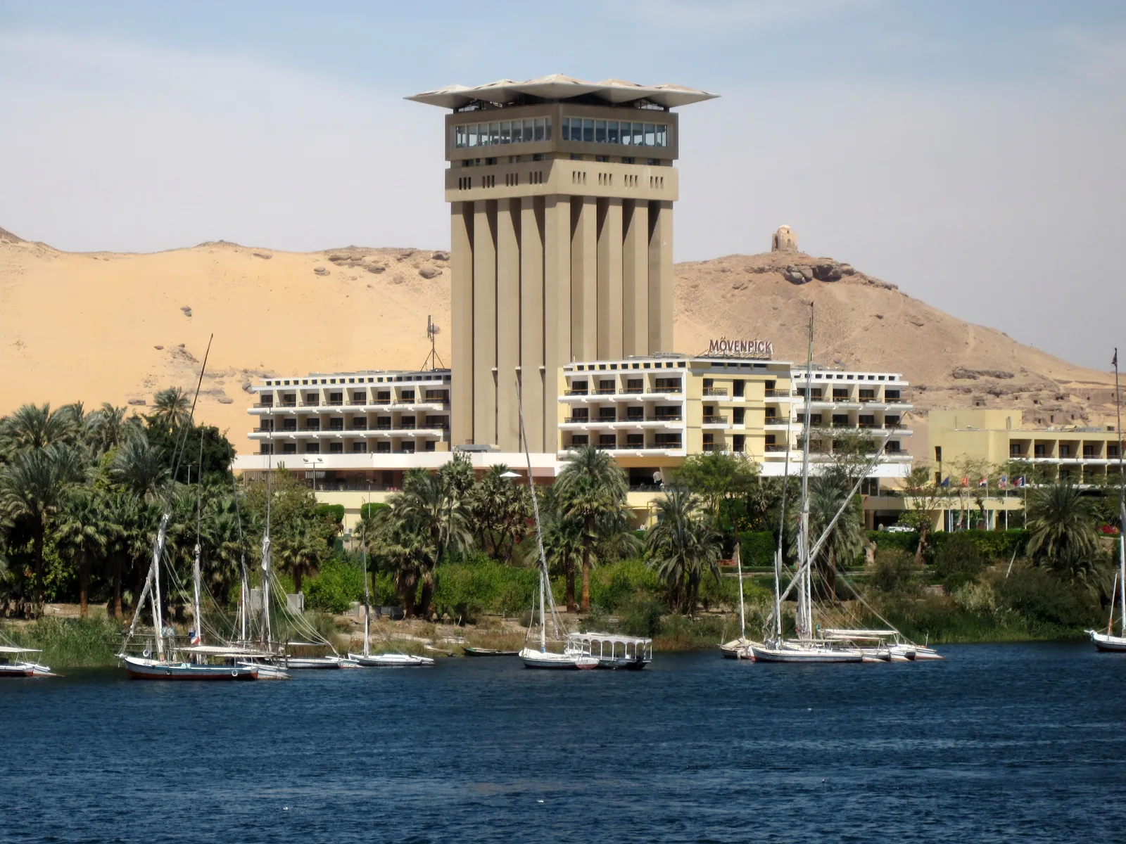 Mövenpick Resort Aswan, Aswan