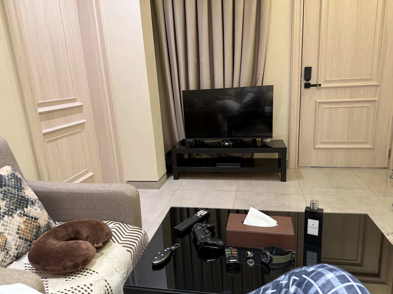 Twelve Hotel — At a glance, Baghdad