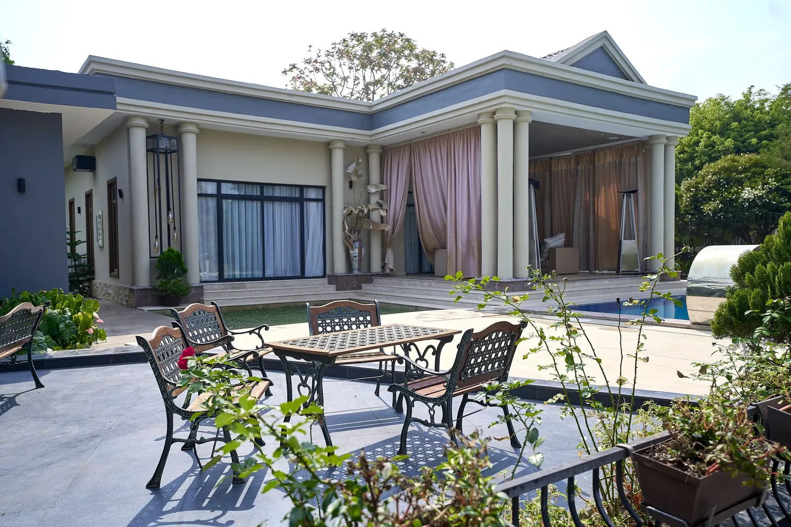 Tagidor Garden Resort And Spa, Bangou