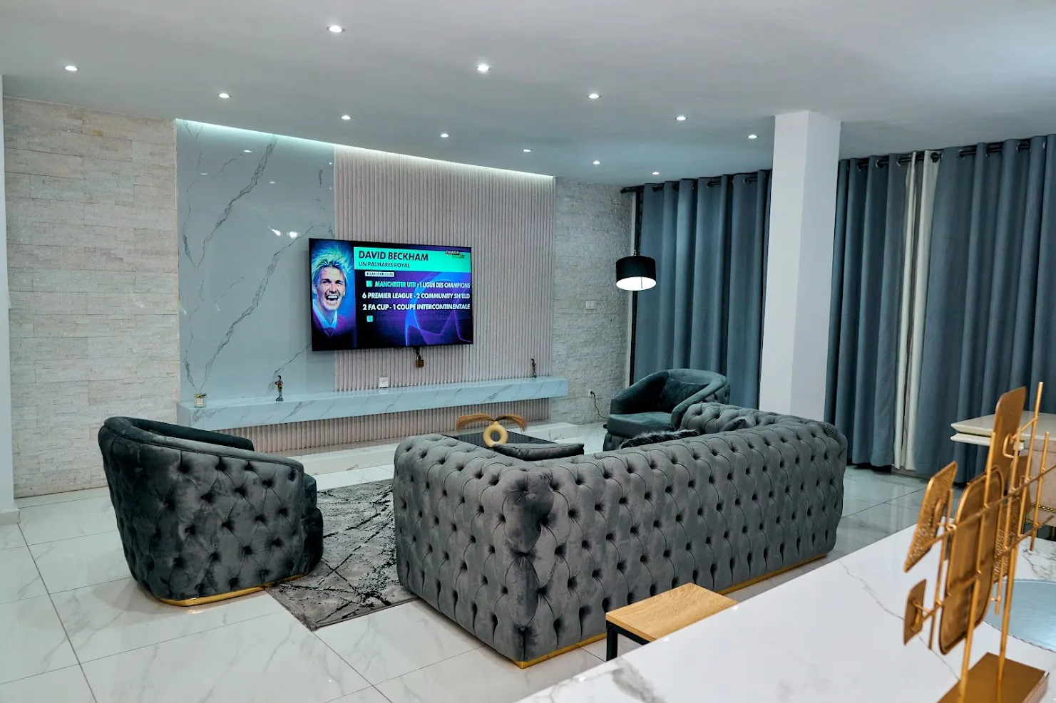 REDDINGTON BY JVTE, Douala