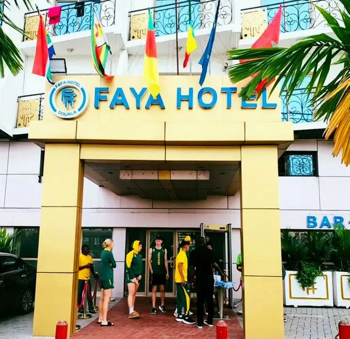 Faya Hotel — Exterior, Douala