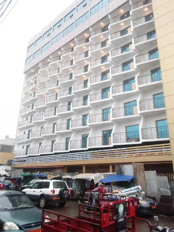 Faya Hotel — Exterior, Douala