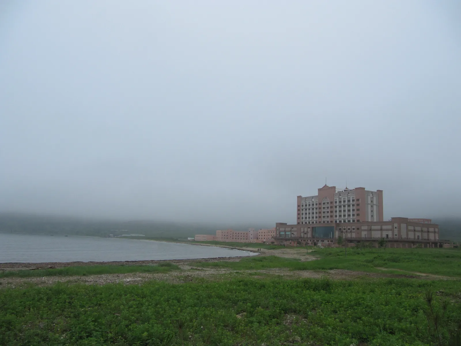 Emperor Hotel and Casino, Rason