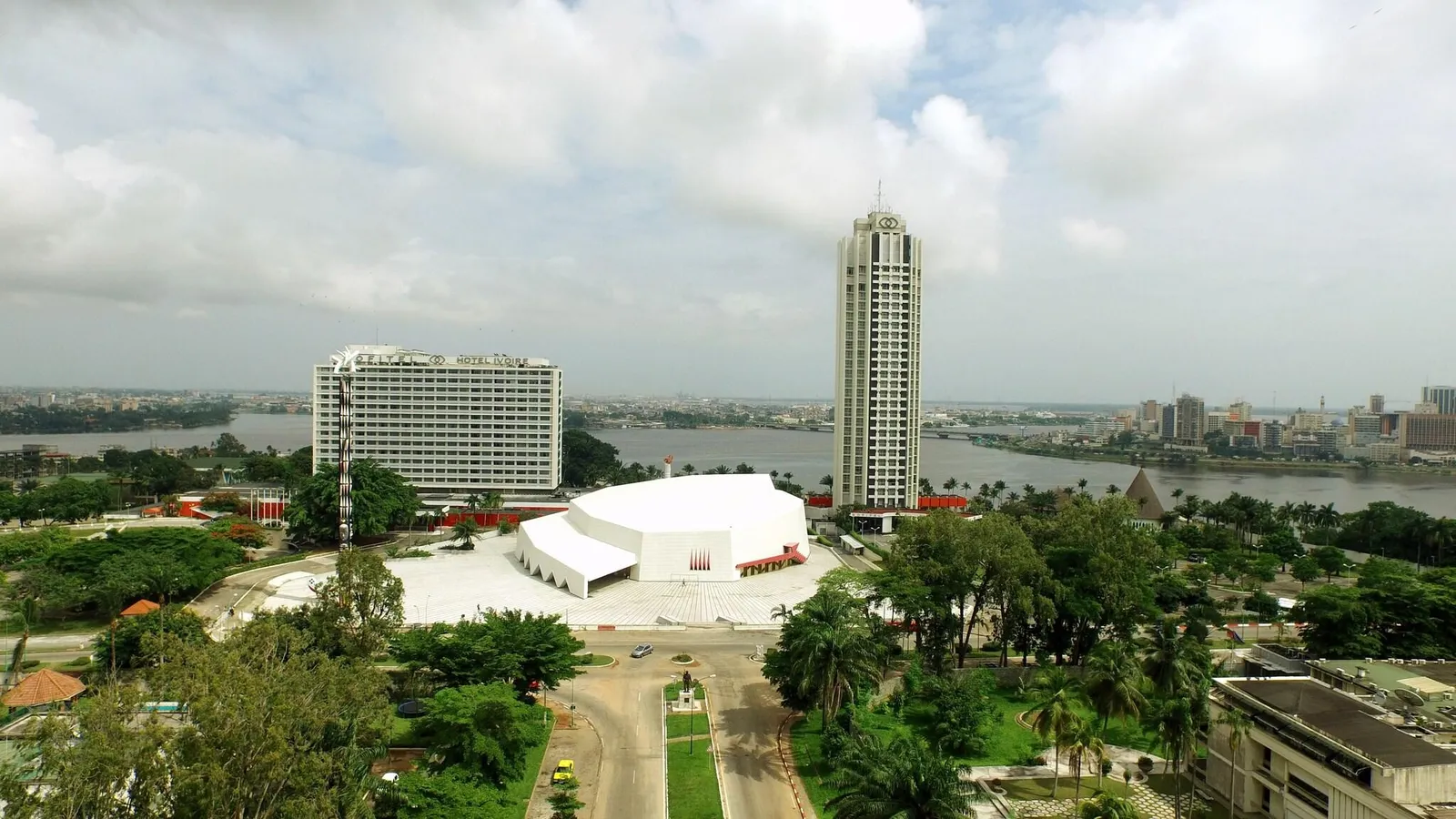 Sofitel Abidjan Hotel Ivoire — Exterior, Abidjan