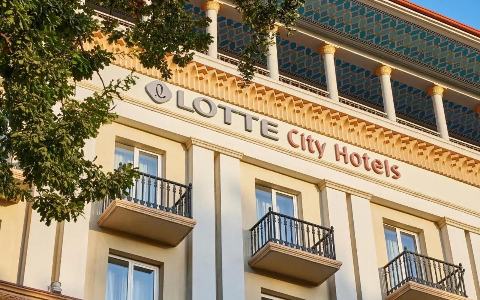Lotte City Hotels Tashkent Palace, Tashkent