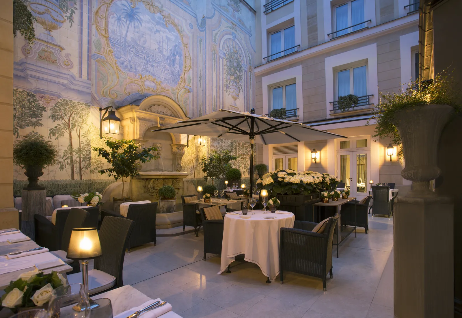 Castille Paris — Exterior, Paris