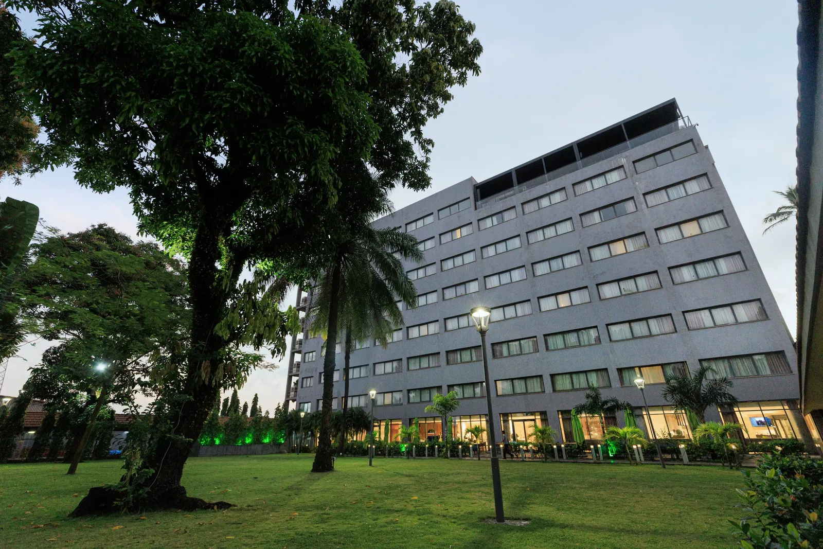 Riviera Royal Hotel, Conakry