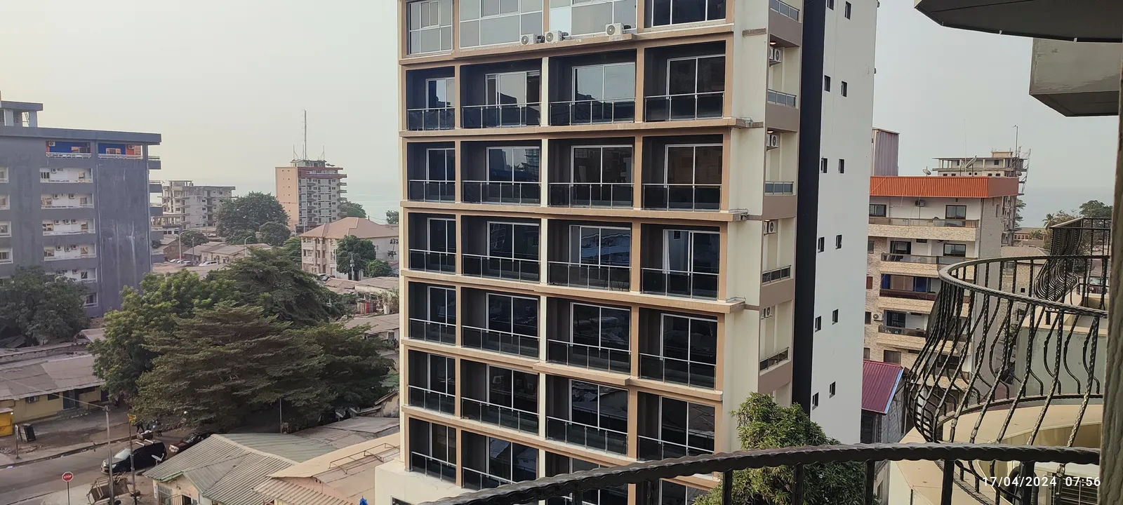 Waraba Hotel — Exterior, Conakry