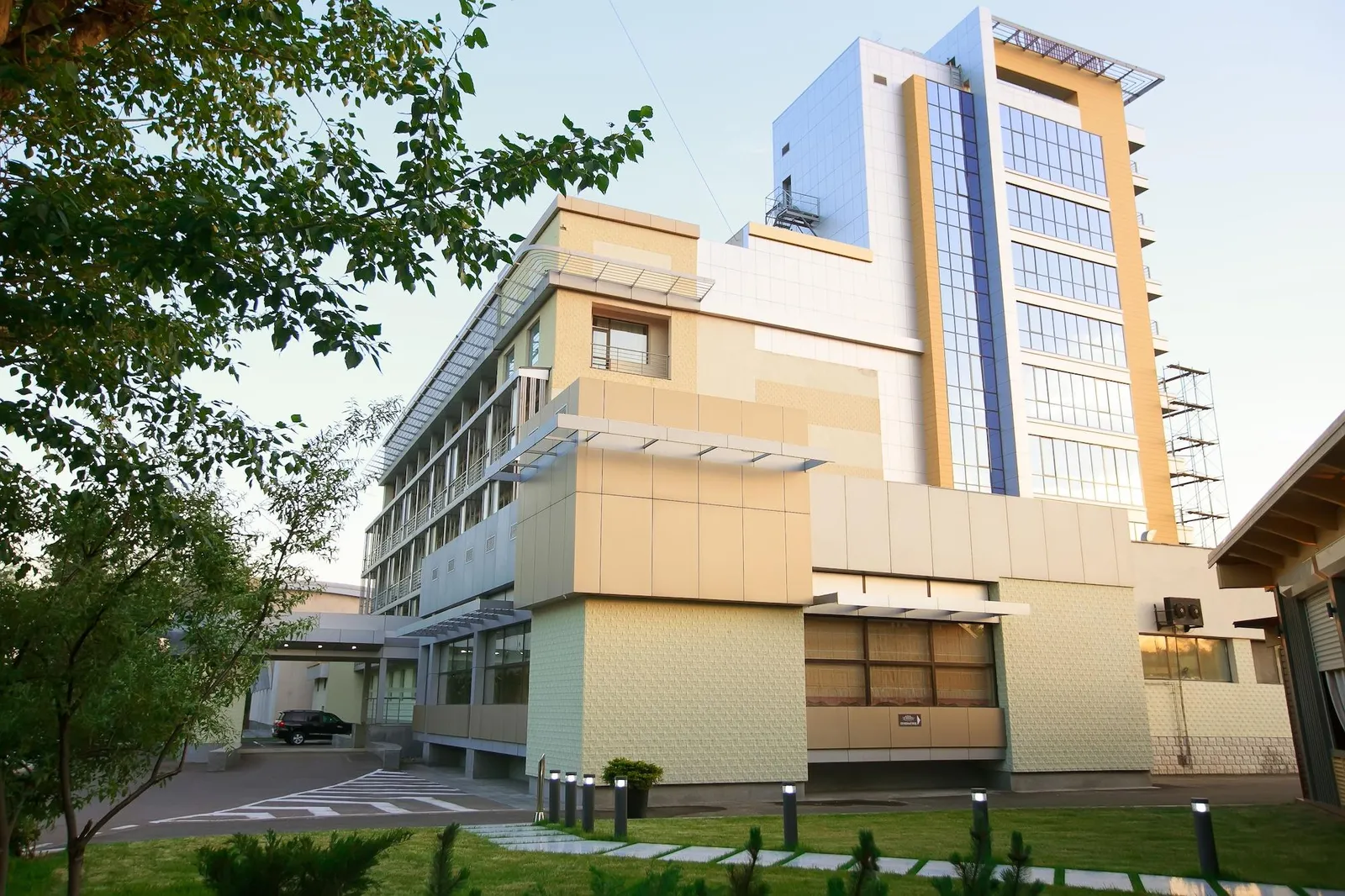 Cosmonaut Hotel — Exterior, Karaganda