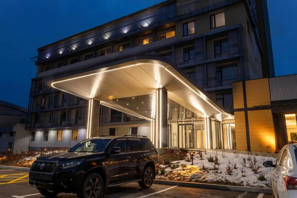 Cosmonaut Hotel — Exterior, Karaganda