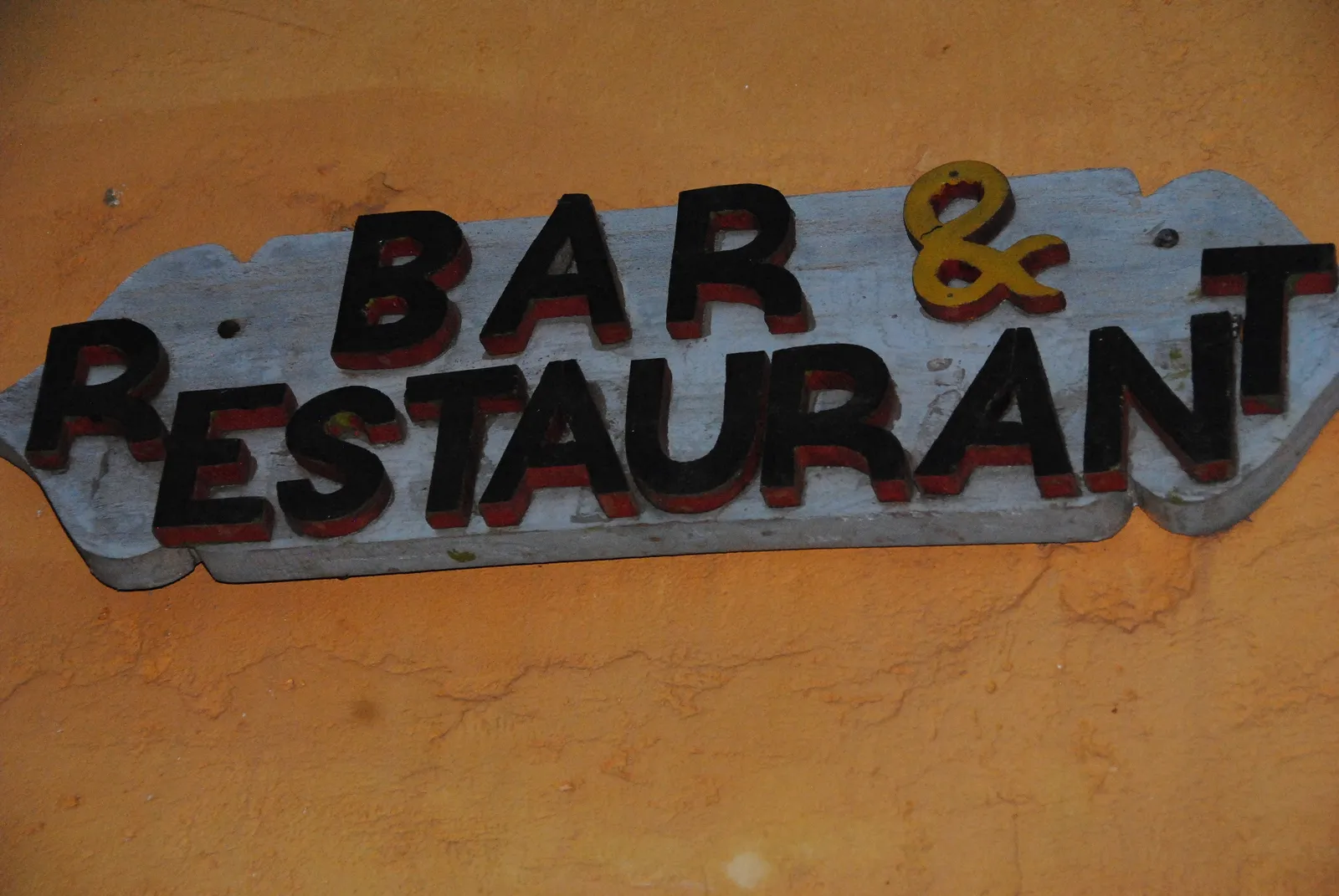 Universal Gab Hotel, Wau