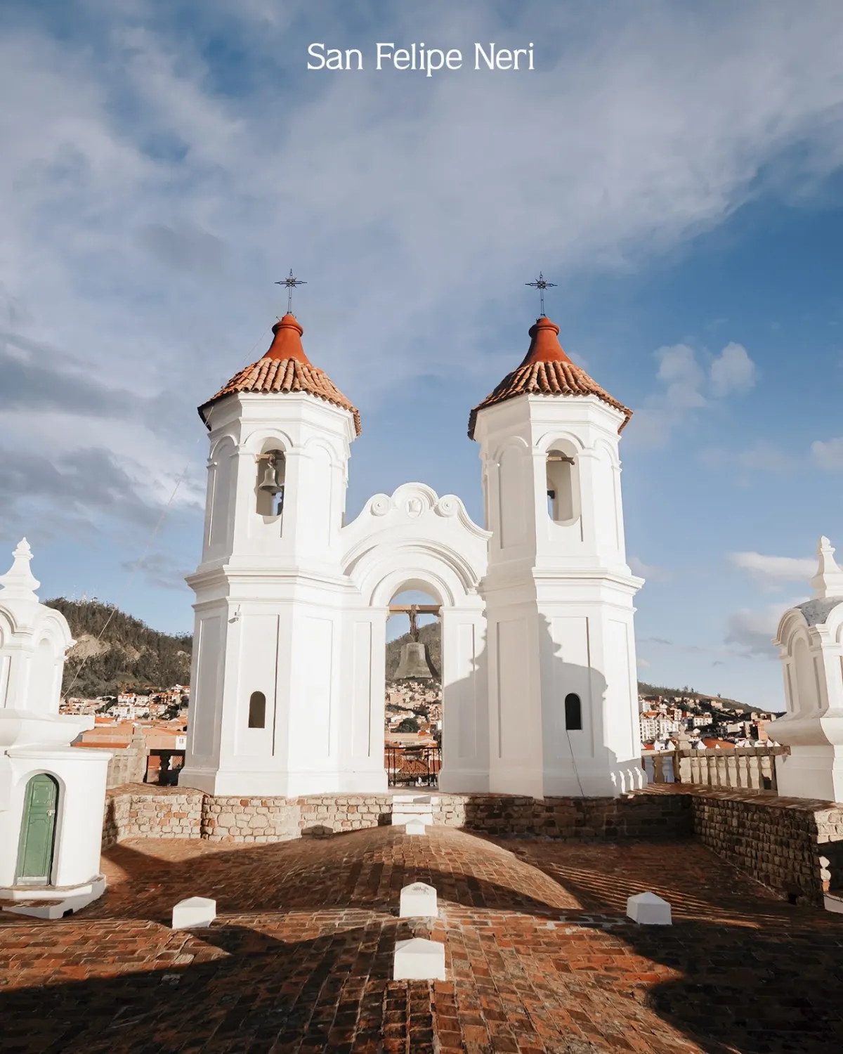 Parador Santa María La Real — Exterior, Sucre
