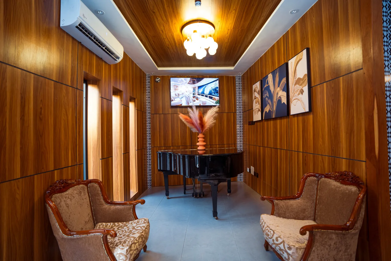 Maison Mayaki, Lomé