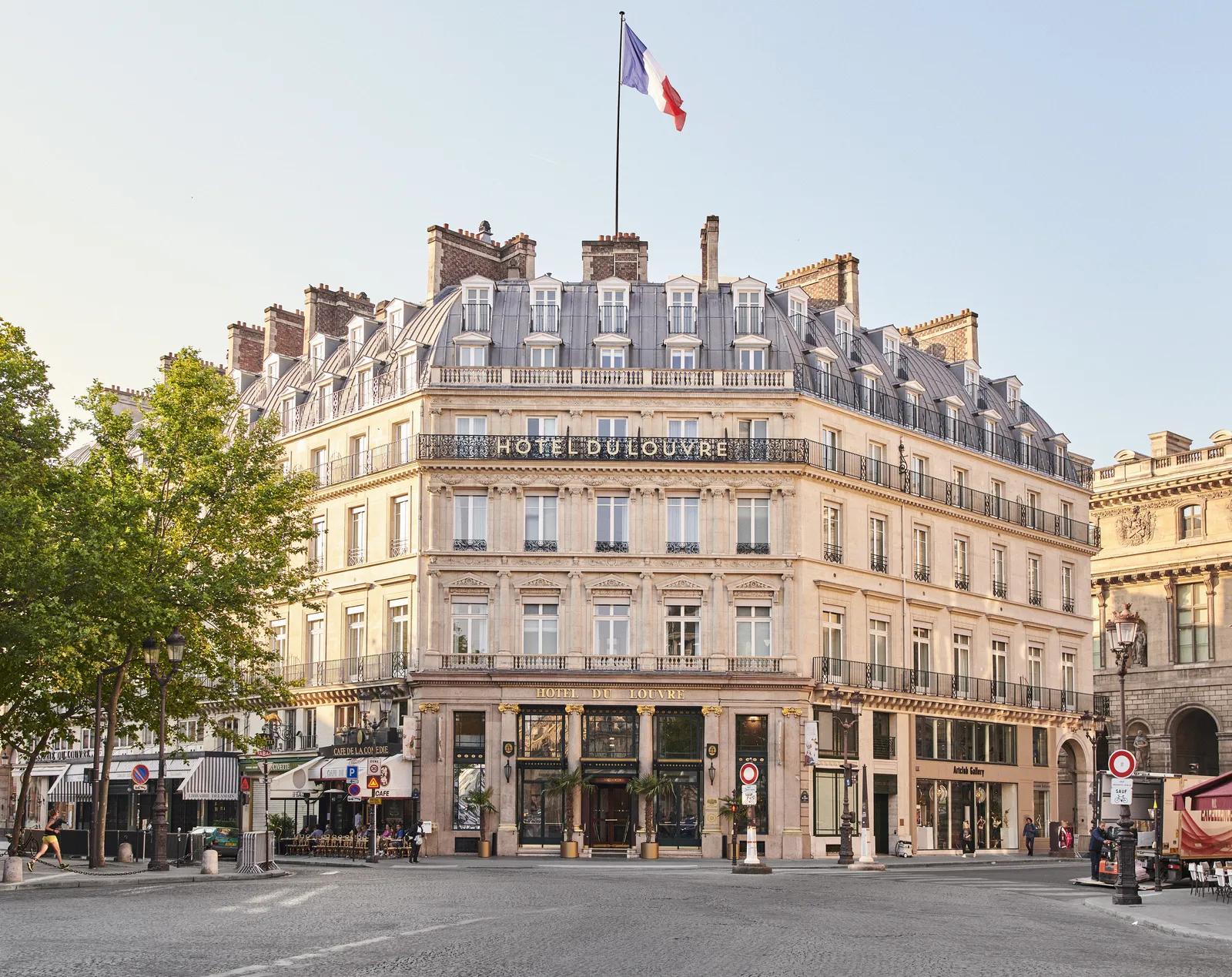 Hotel du Louvre — Exterior, Paris