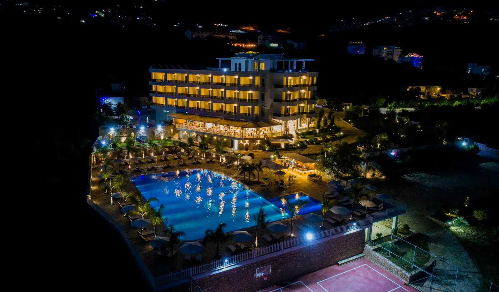 Elysium Hotel, Dhermi