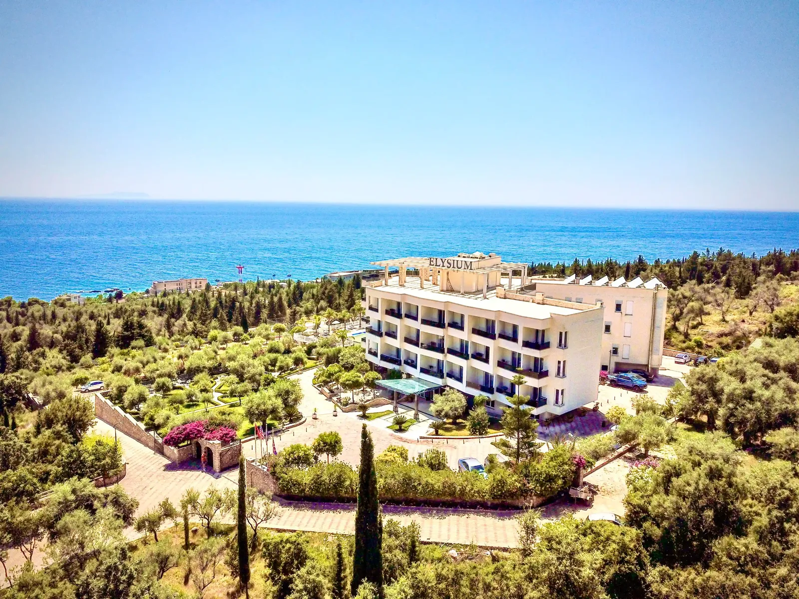 Elysium Hotel, Dhermi