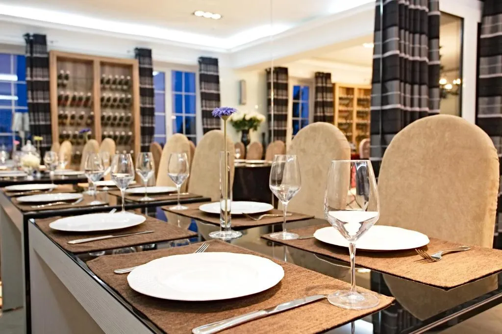 Maxim Pasha Hotel, Chisinau