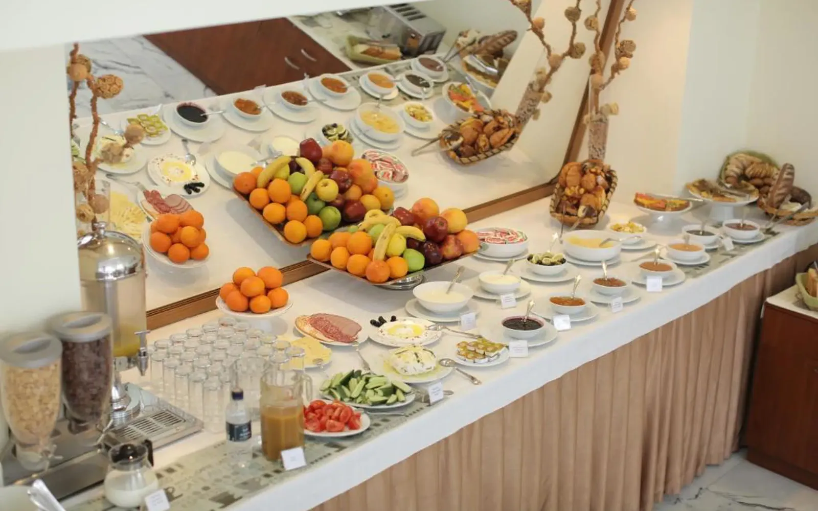 Europe Hotel, Yerevan