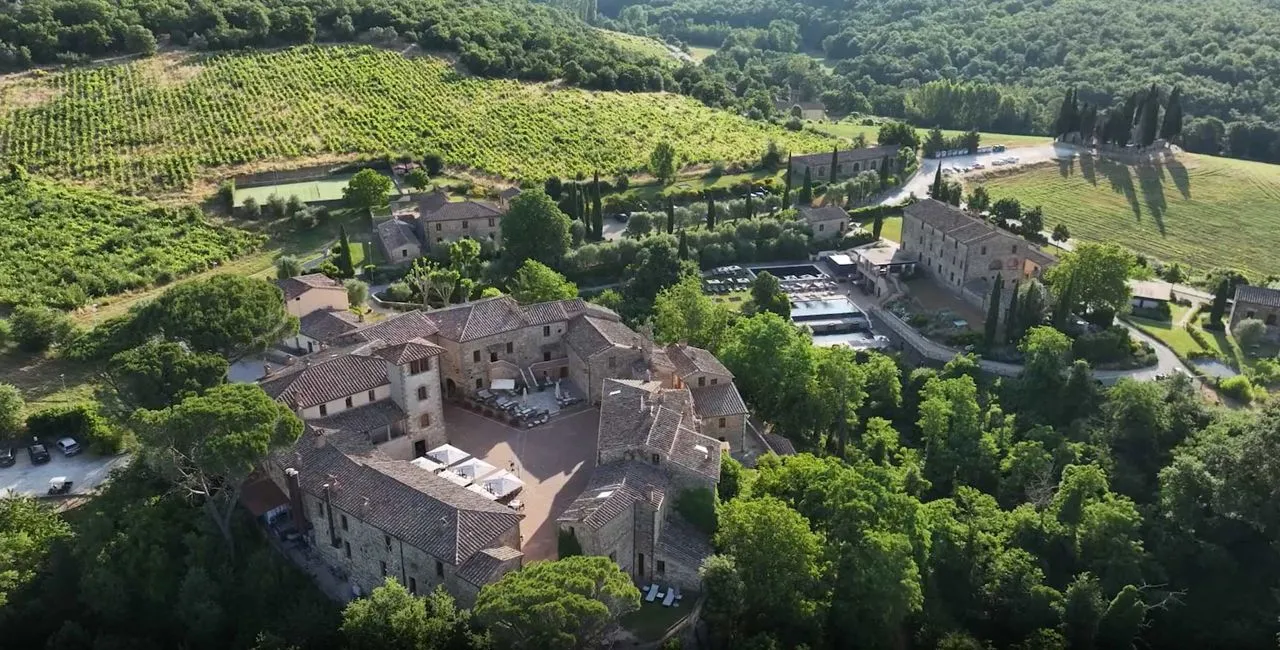 Castel Monastero, Castelnuovo Berardenga
