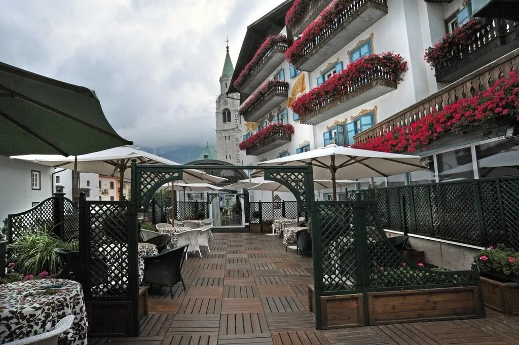 Ancora Cortina — Exterior, Cortina d'Ampezzo