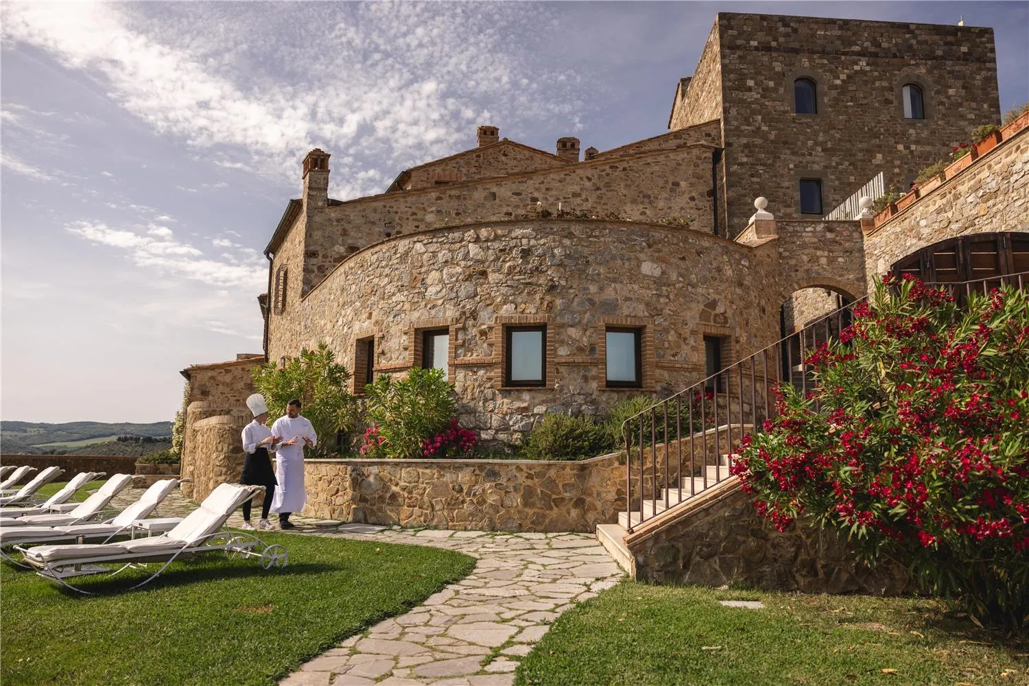 Castello di Velona Resort, Thermal SPA & Winery — Exterior, Montalcino
