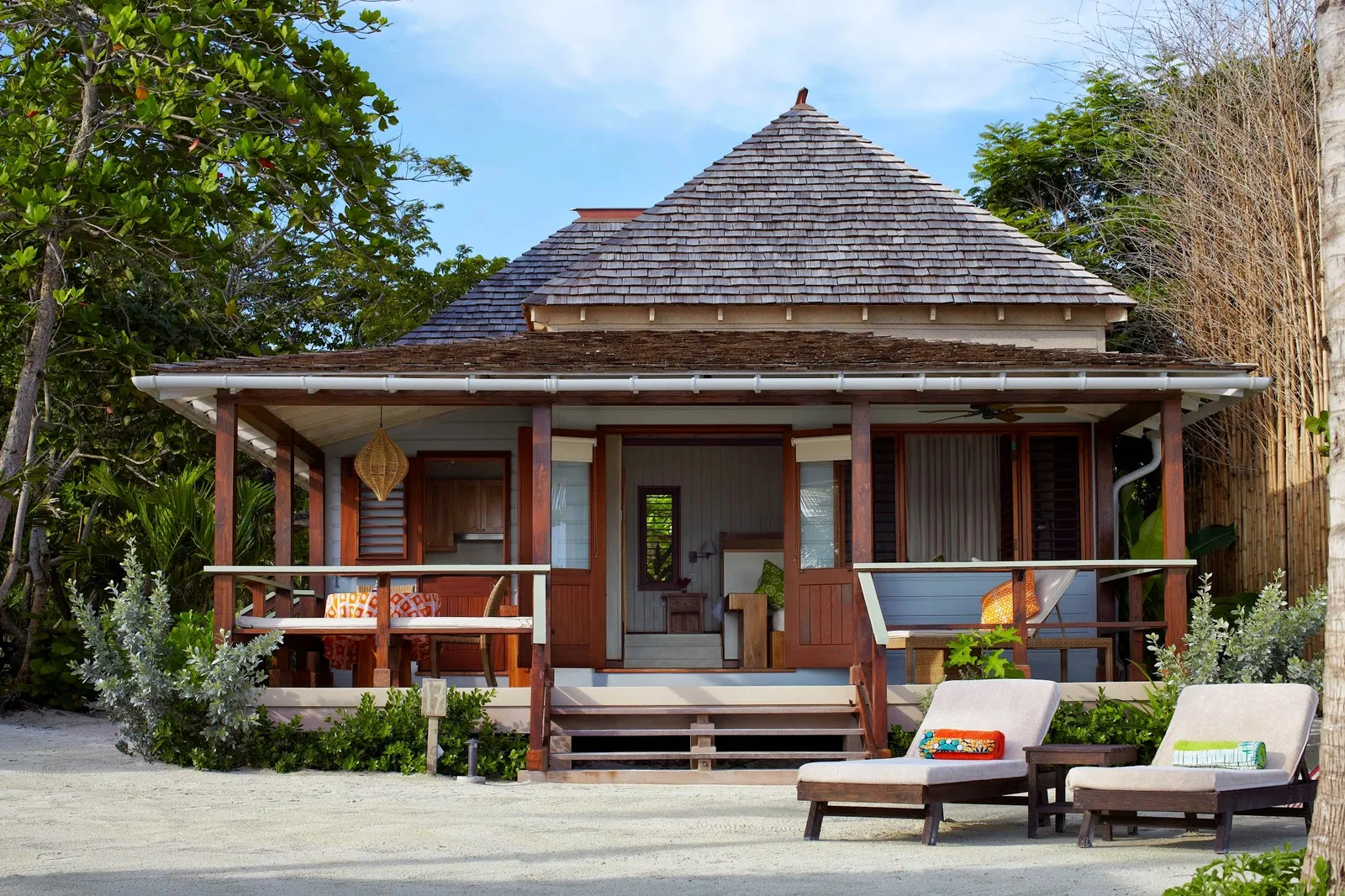 GoldenEye — Exterior, Oracabessa